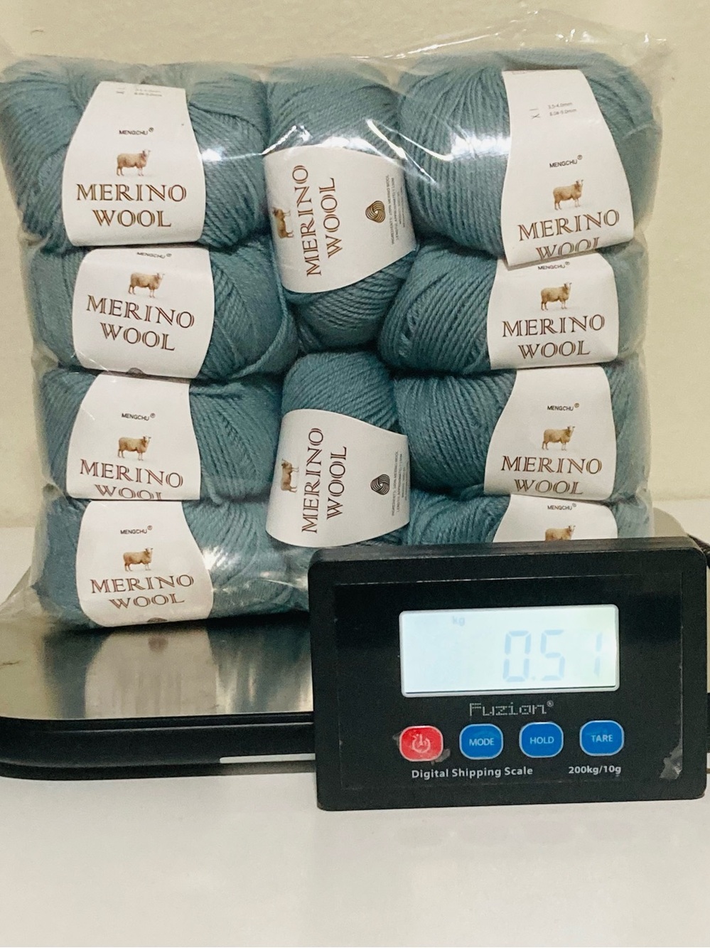 10 NWT (490g+ total) 100% Merino Wool Yarn by Mengchu in Soft Teal